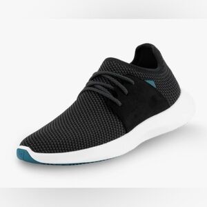 Vessi Everyday Classic, Waterproof Sneaker. Women’s 8 NWOT